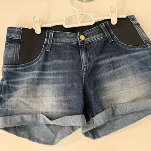 Maternity shorts